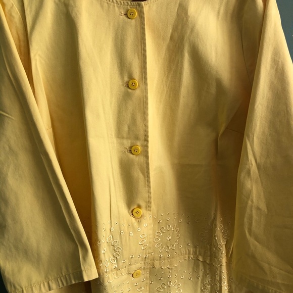 Liz Claiborne Tops - LIZ CLAIBORNE YELLOW BLOUSE NWOT